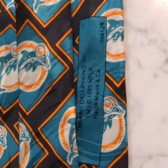 Vintage Used RM Sports Miami Dolphins Tie - Picture 6 of 8